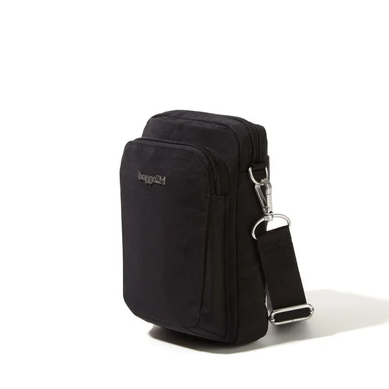 Baggallini Modern Everywhere Explorer Crossbody