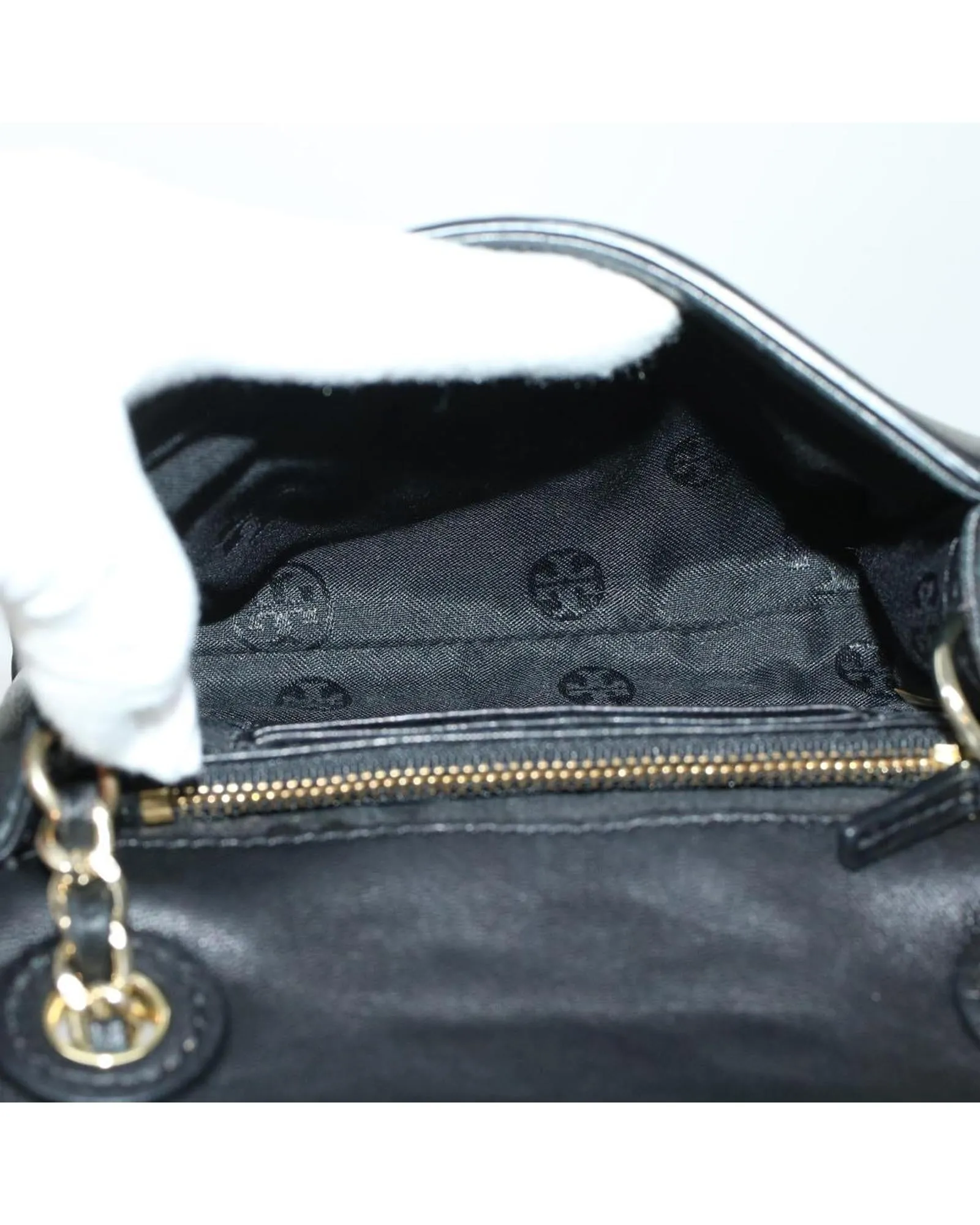 Chain Shoulder Bag Leather Black - Authenticated (Rank B)